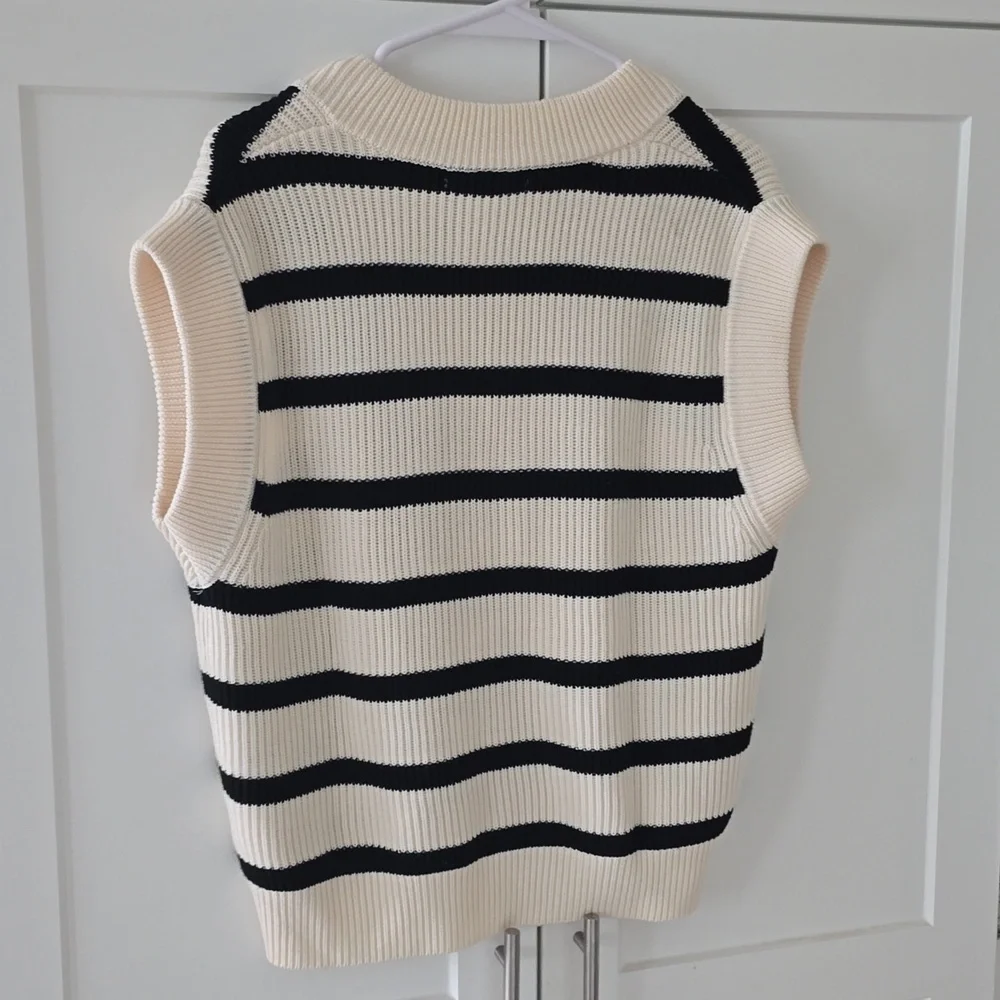 Zara Striped Sweater Vest Size Small - Picture 3 of 5